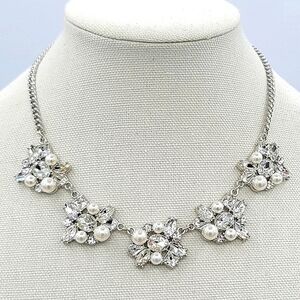 Silvertone Necklace Clear Crystal Faux Pearl Cluster Necklace #752